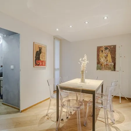 Guesthost - Quadrilatero Chic Apartmán